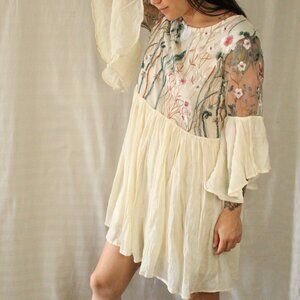 Floral Bell Sleeved Mini Dress